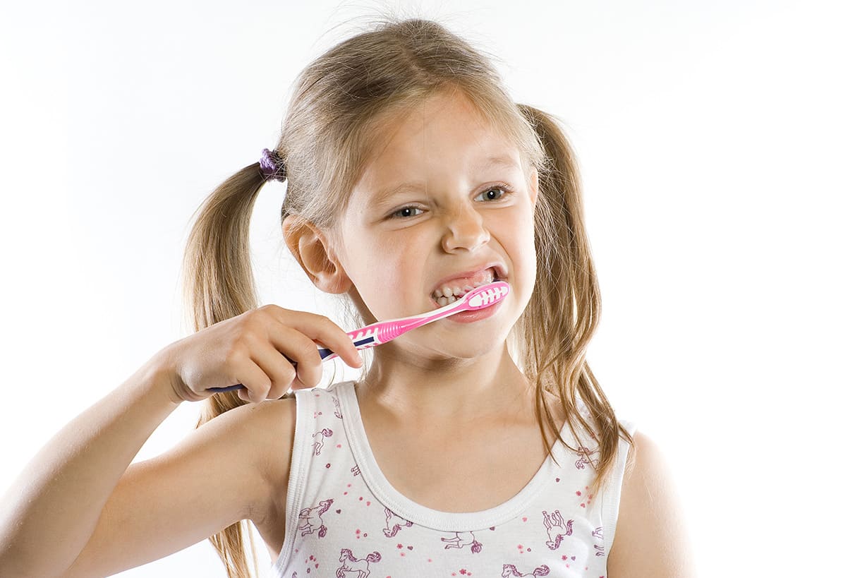 Für wen eignet sich Zahnpasta ohne Fluorid?